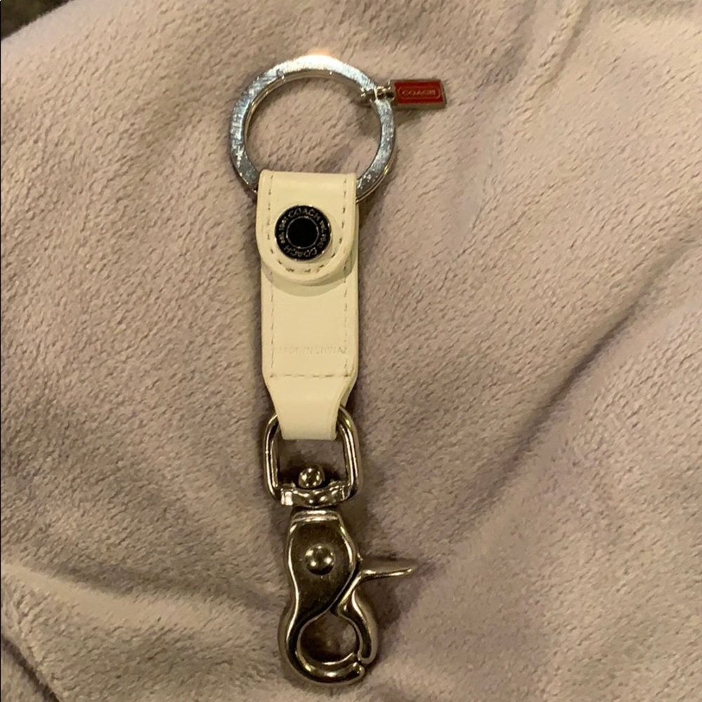 Great Coach leather key ring and clip - never used